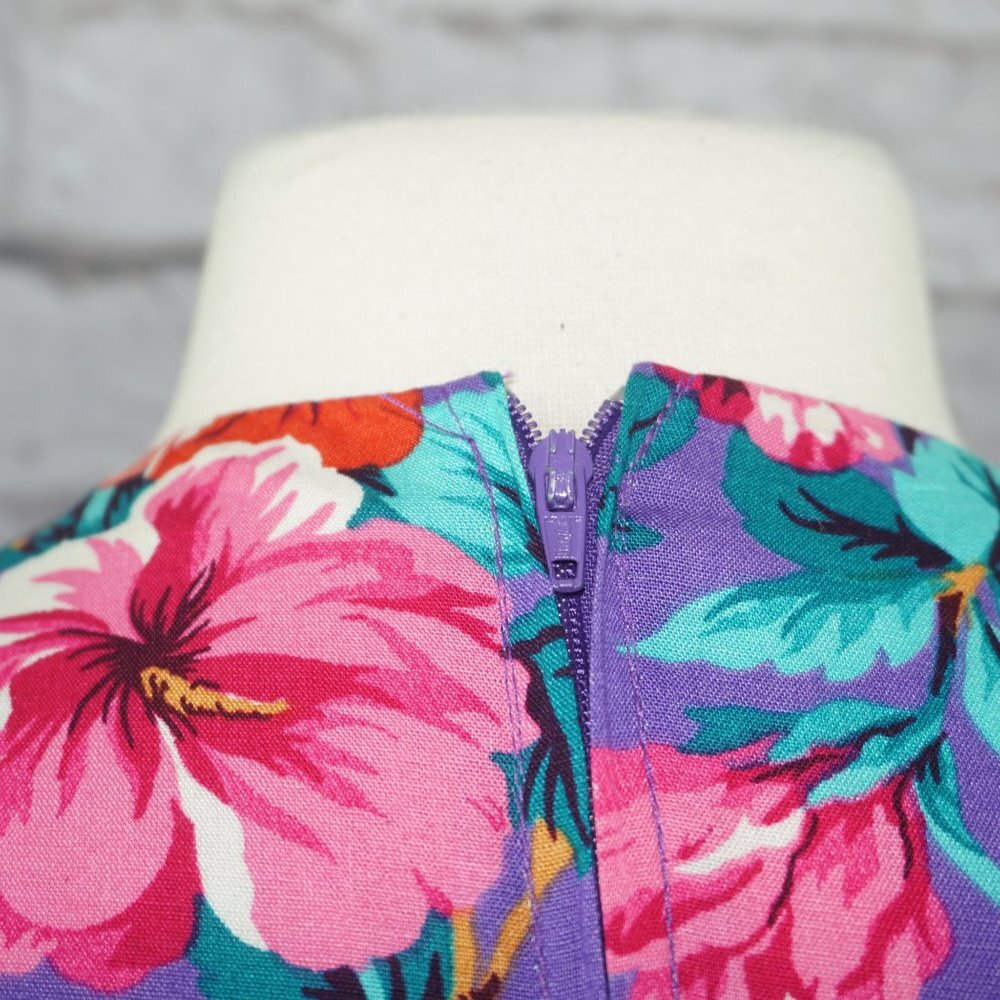 Vintage 80s Tropical Floral Midi Dress - Picture 6 of 10